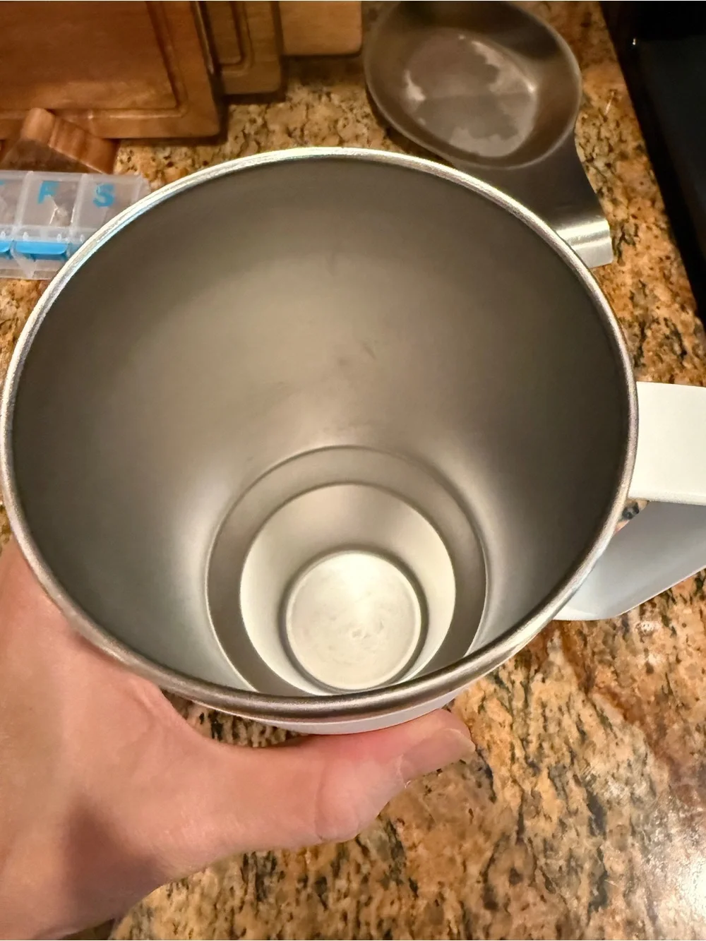 YETI White Stainless Steel Rambler Tumbler-30 oz no lid. - EUC